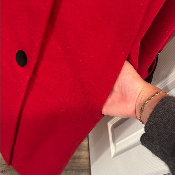 Donnybrook red and black 100% wool coat with genuine fur trim hood size 12 - Picture 6 of 16